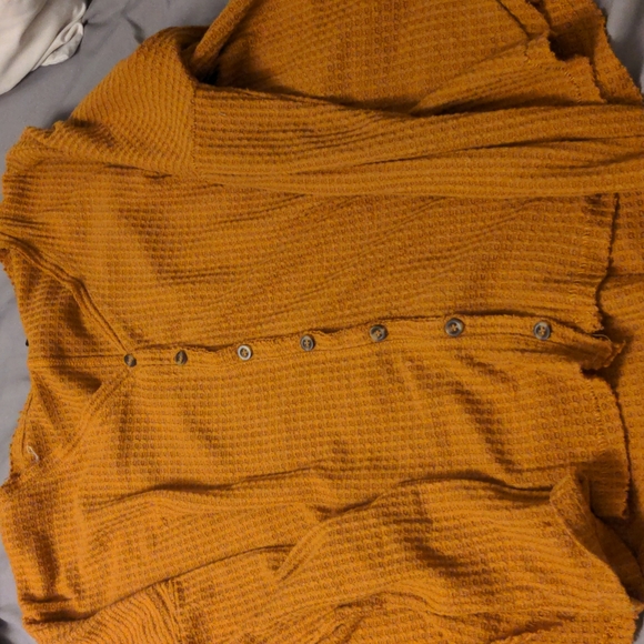 Out from under waffle knit shirt - Picture 1 of 3